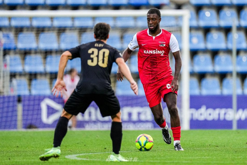 而决赛更是 而决赛更是